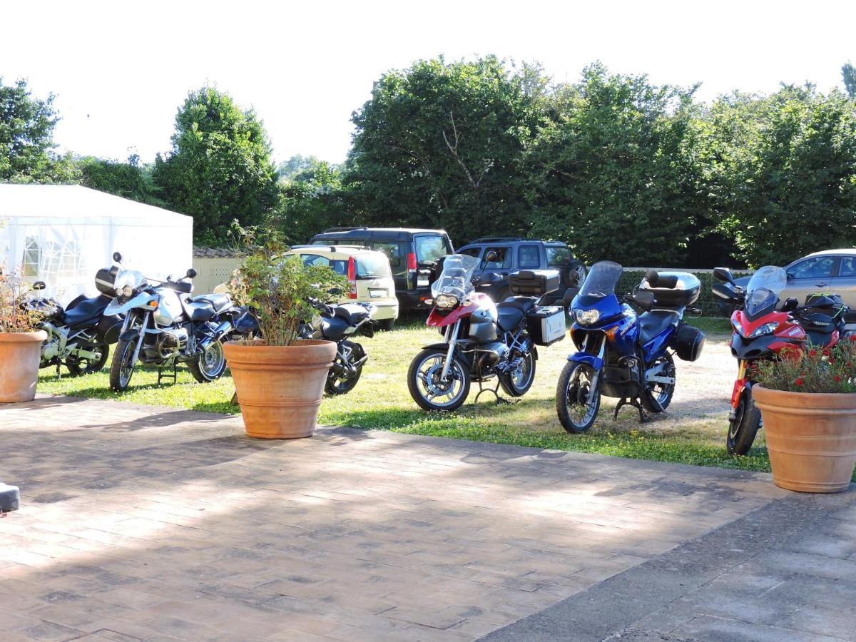 Casale Fedele Family Bike B&B Ronciglione  Exterior foto